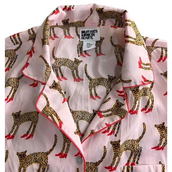 Bouffants & Broken Hearts Pink Cheetah in Heels Shorts Pajama Set Sz Medium Pjs - Picture 3 of 8